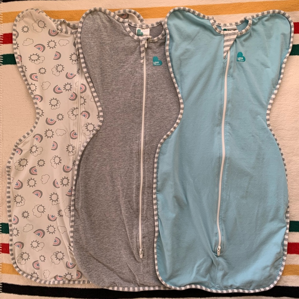 Love to Dream - arms up swaddles - size medium